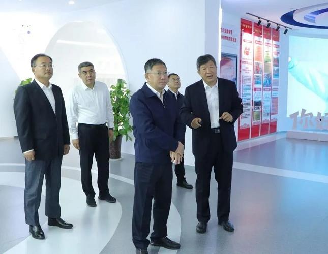 周立偉調研魯商集團強調：聚焦“理念、機制、模式、業態、技術”五個創新，擦亮國有商業企業“金字招牌”
